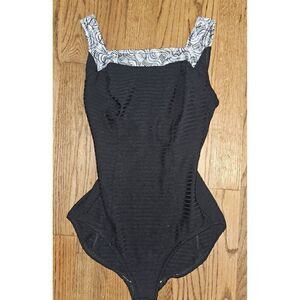 Roxanne One-Piece Bathingsuit Women's Size 14 / 36 D Cup
